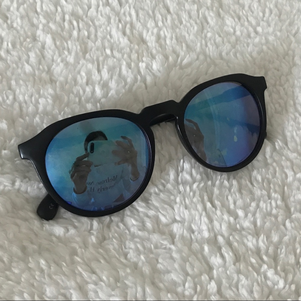Urban Outfitters Sunglasses - Blue mirror lenses